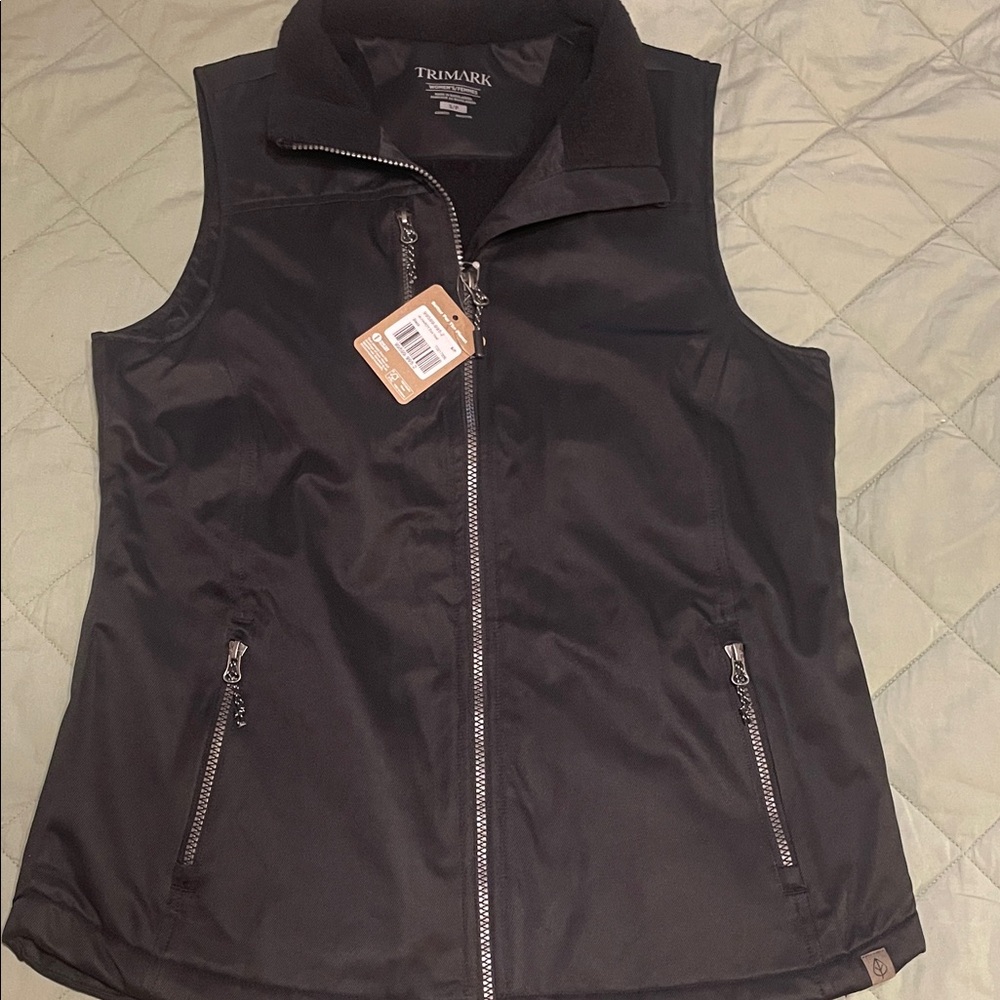 Trimark Women’s Hardy Eco Vest Small Black
NWT